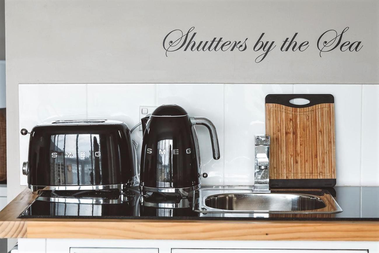 Shutters By The Sea Kiama-Sea Views-Waterfront-Private On Coastal Walk 凯阿玛 外观 照片
